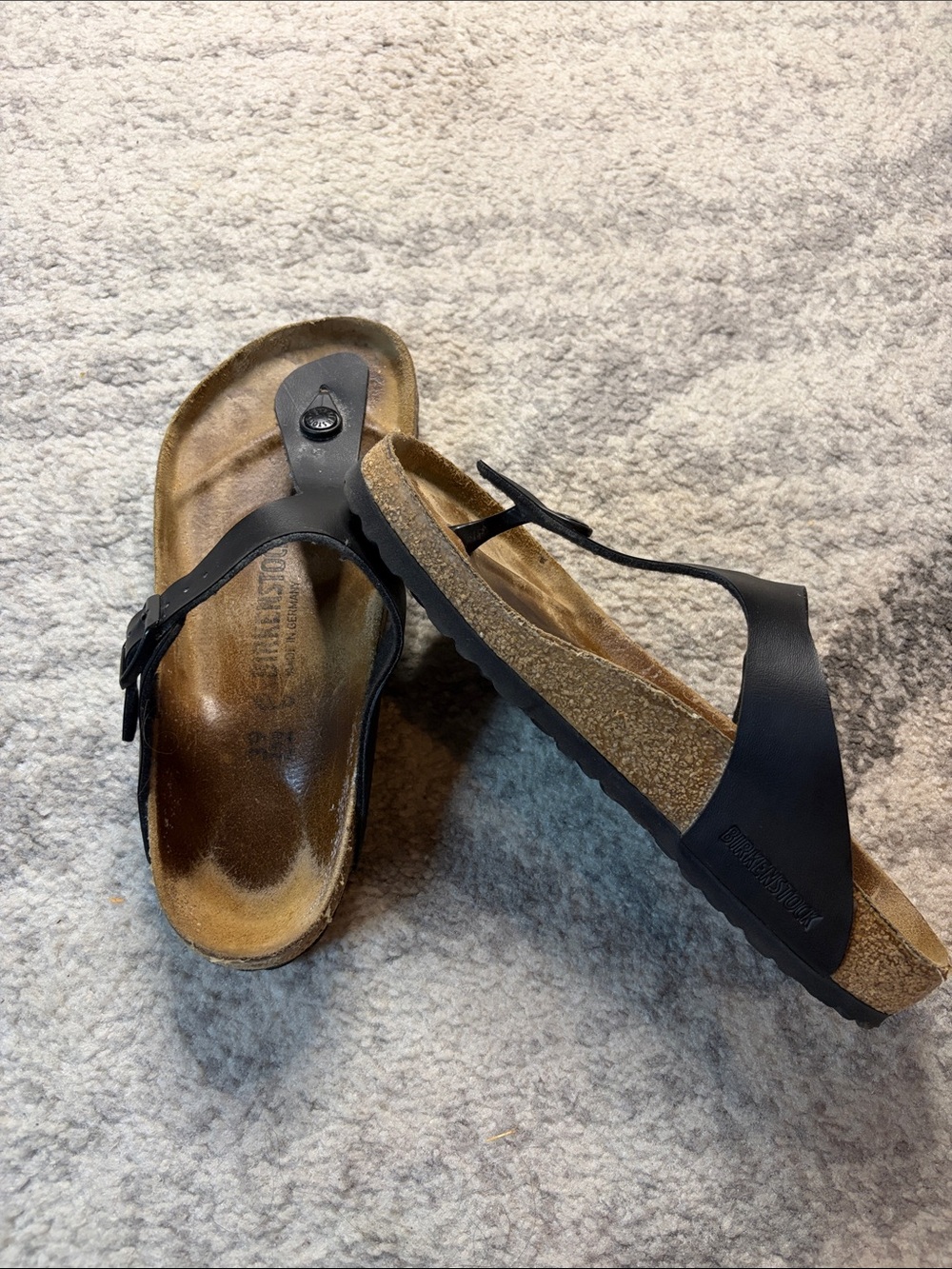 Birkenstock Gizeh Black Thong Sandals Size 39 / US 8